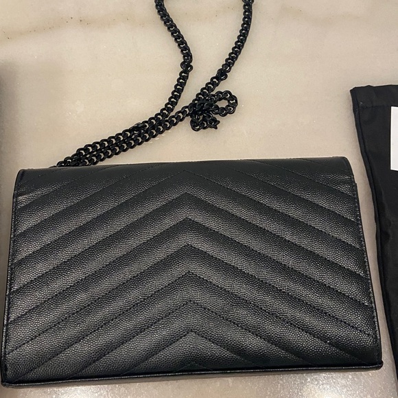 YSL Cassandre - Picture 12 of 15